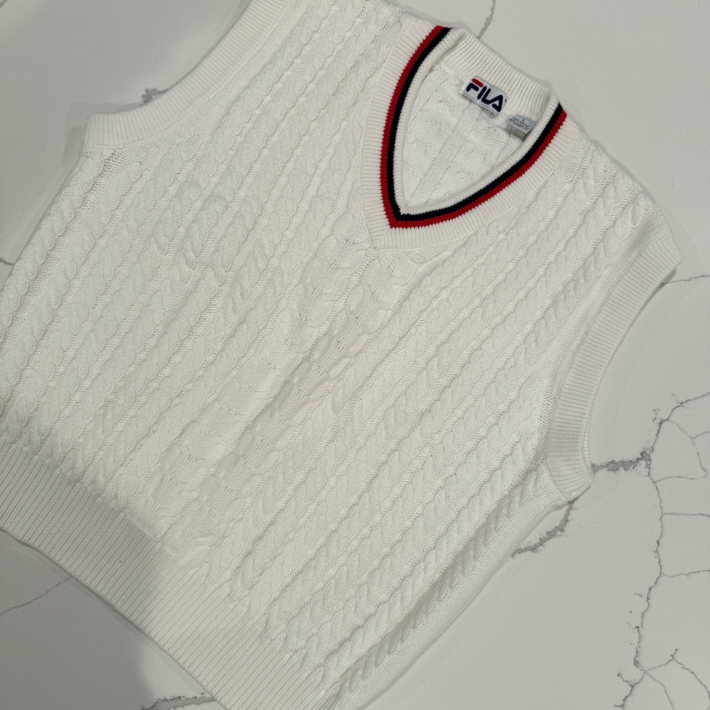 Men’s Vintage Streetware Y2K Fila Cable Knit Preppy Collegiate Retro Sweatervest